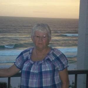 Meet your Posher, Connie